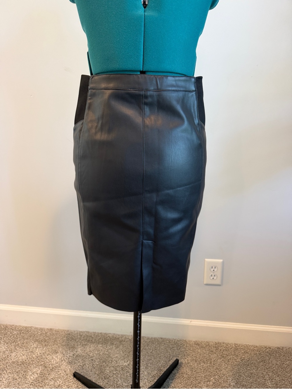 Black Faux Leather Pencil Skirt - Sleek Stretch Side Panels